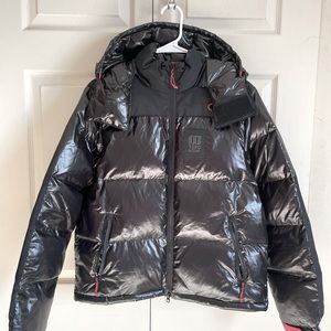 Topo Designs Black puffer